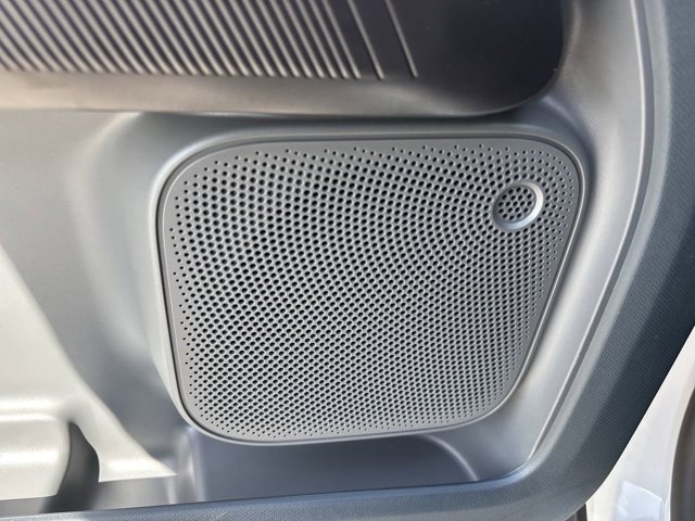 Vehicle image 29 of 30