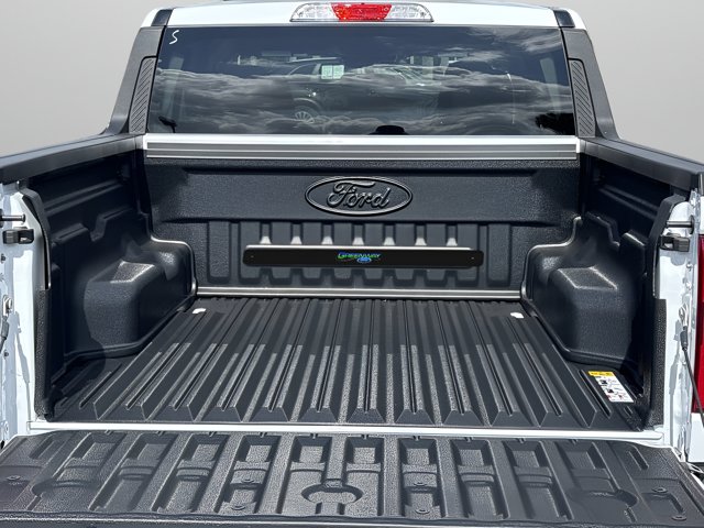 Vehicle image 7 of 30
