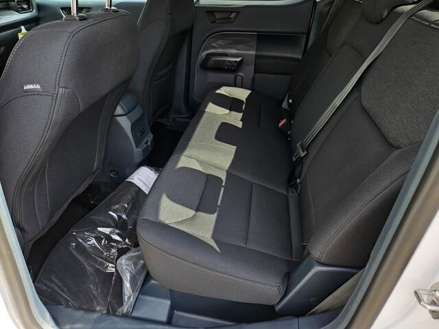 Vehicle image 8 of 21