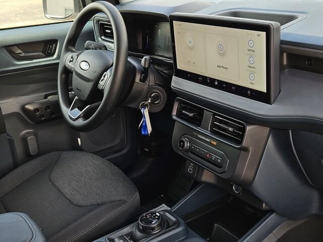 Vehicle image 13 of 21