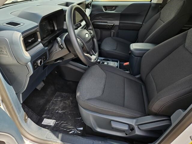 Vehicle image 9 of 21