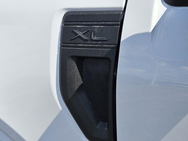 Vehicle image 21 of 21