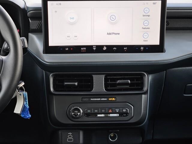 Vehicle image 17 of 21