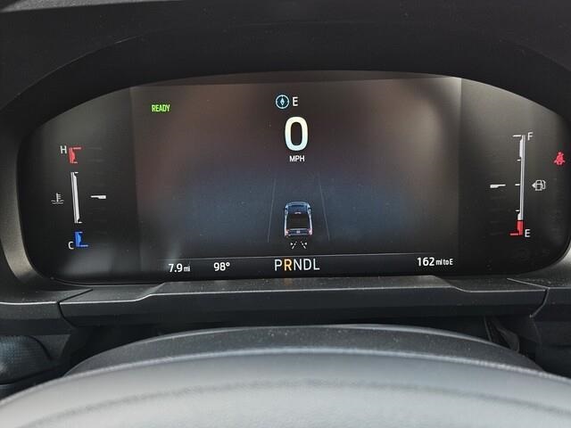 Vehicle image 15 of 21