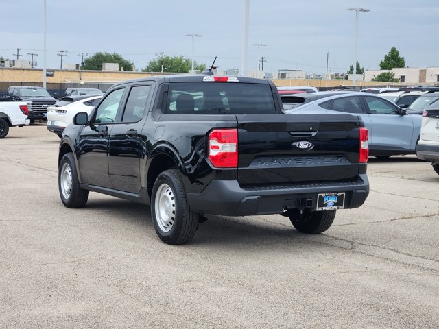 Vehicle image 4 of 21