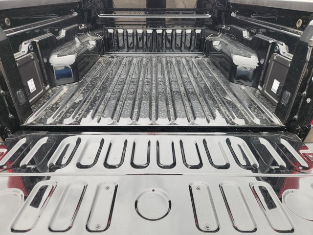 Vehicle image 8 of 21