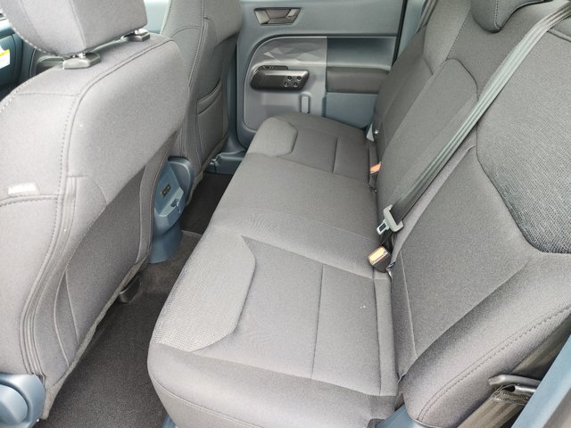 Vehicle image 10 of 21