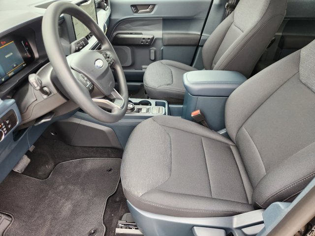 Vehicle image 12 of 21