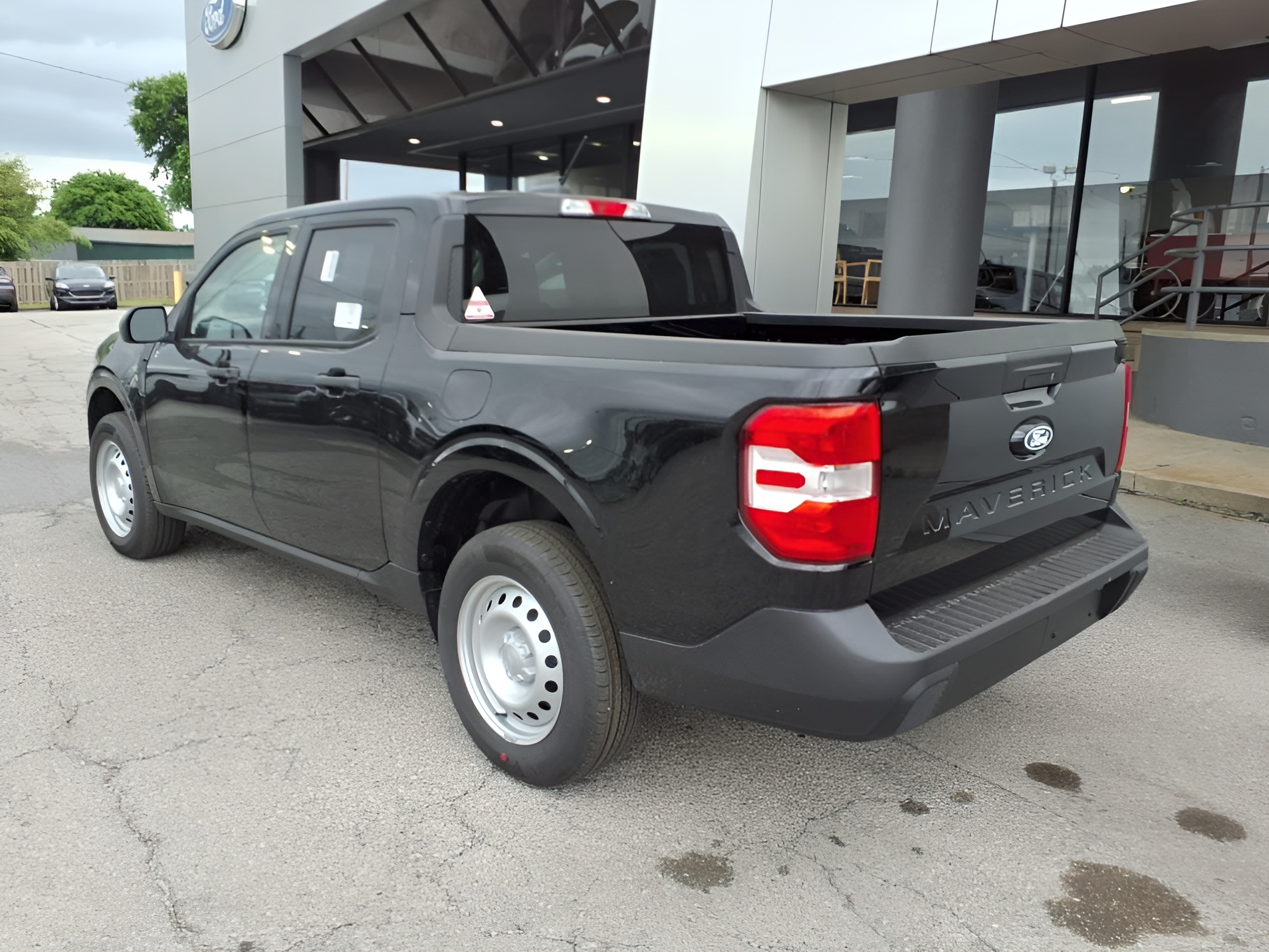 Vehicle image 18 of 19