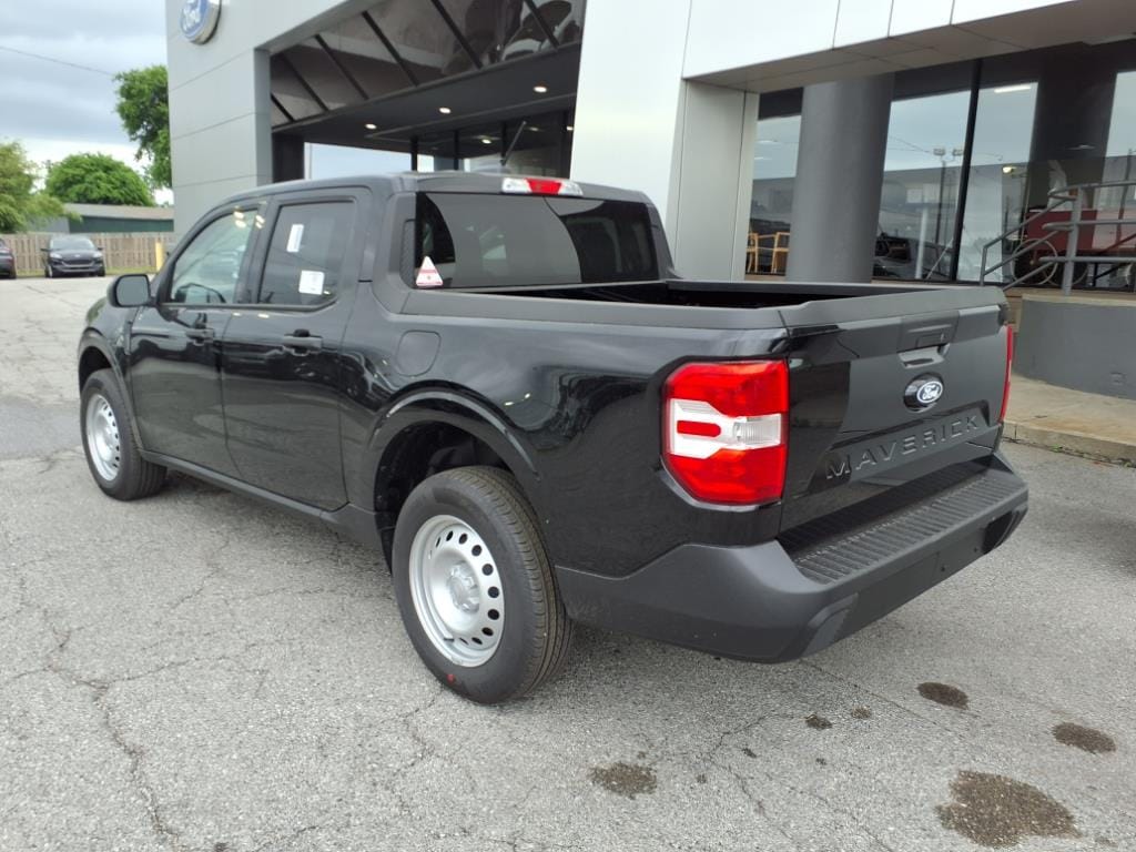 Vehicle image 3 of 19