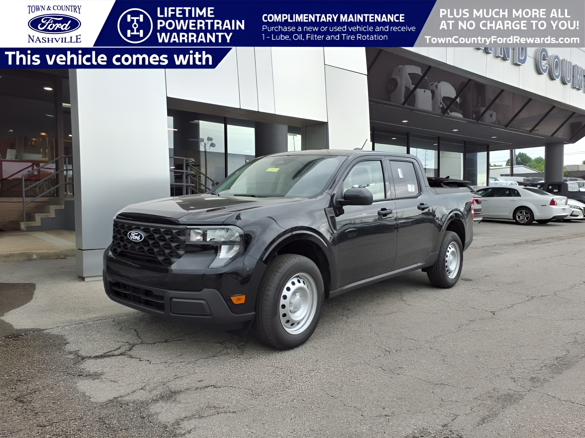 Vehicle image 16 of 19