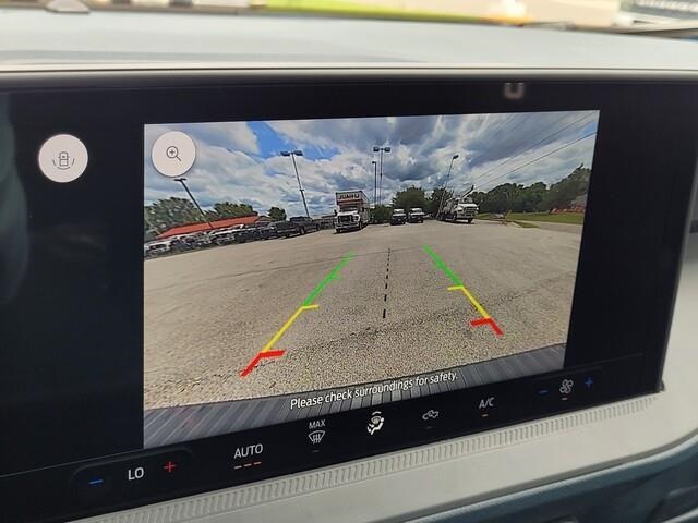 Vehicle image 18 of 20