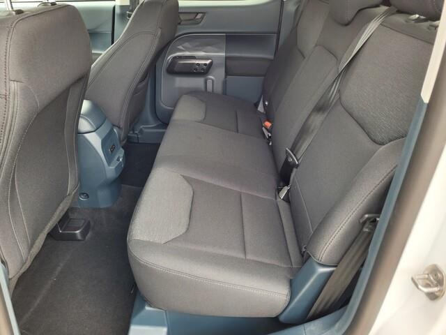 Vehicle image 11 of 20