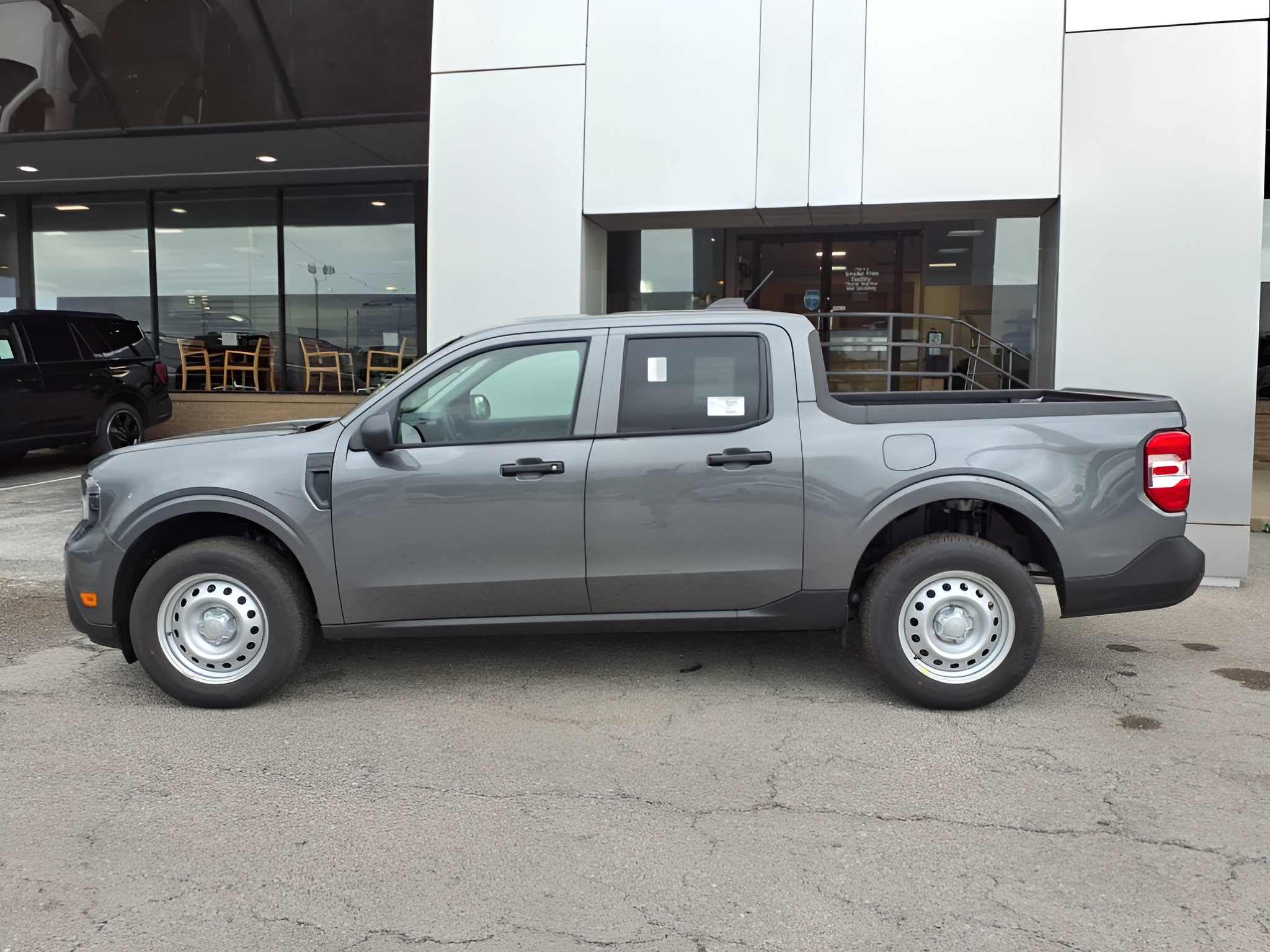 Vehicle image 18 of 18