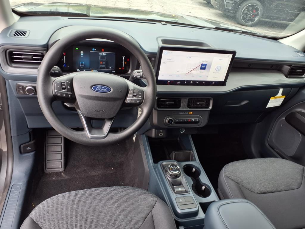 Vehicle image 9 of 18
