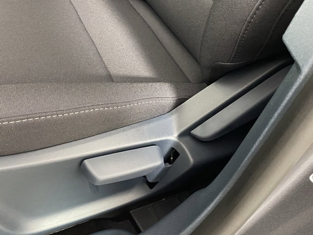 Vehicle image 24 of 26