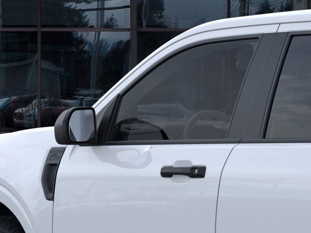 Vehicle image 17 of 24