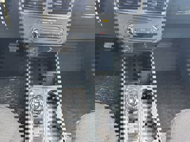 Vehicle image 12 of 13