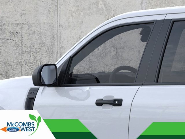 Vehicle image 22 of 24