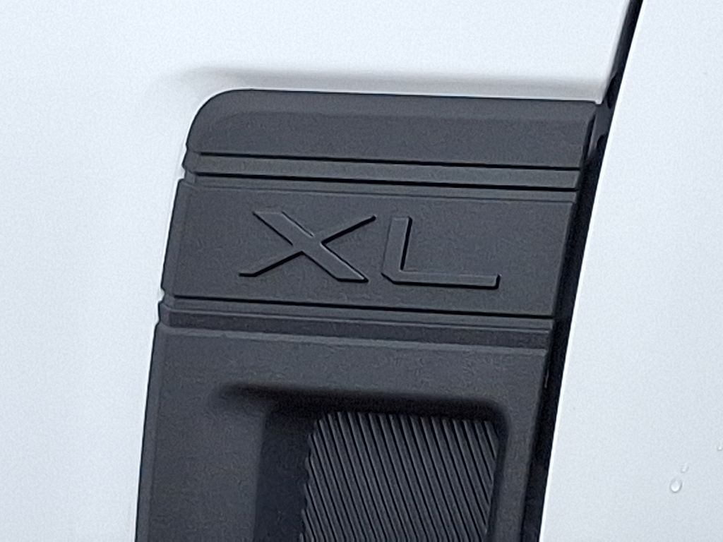 Vehicle image 12 of 12