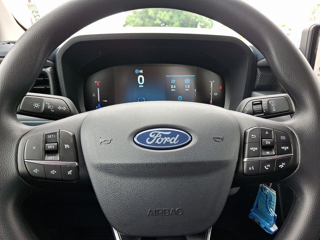 Vehicle image 7 of 12
