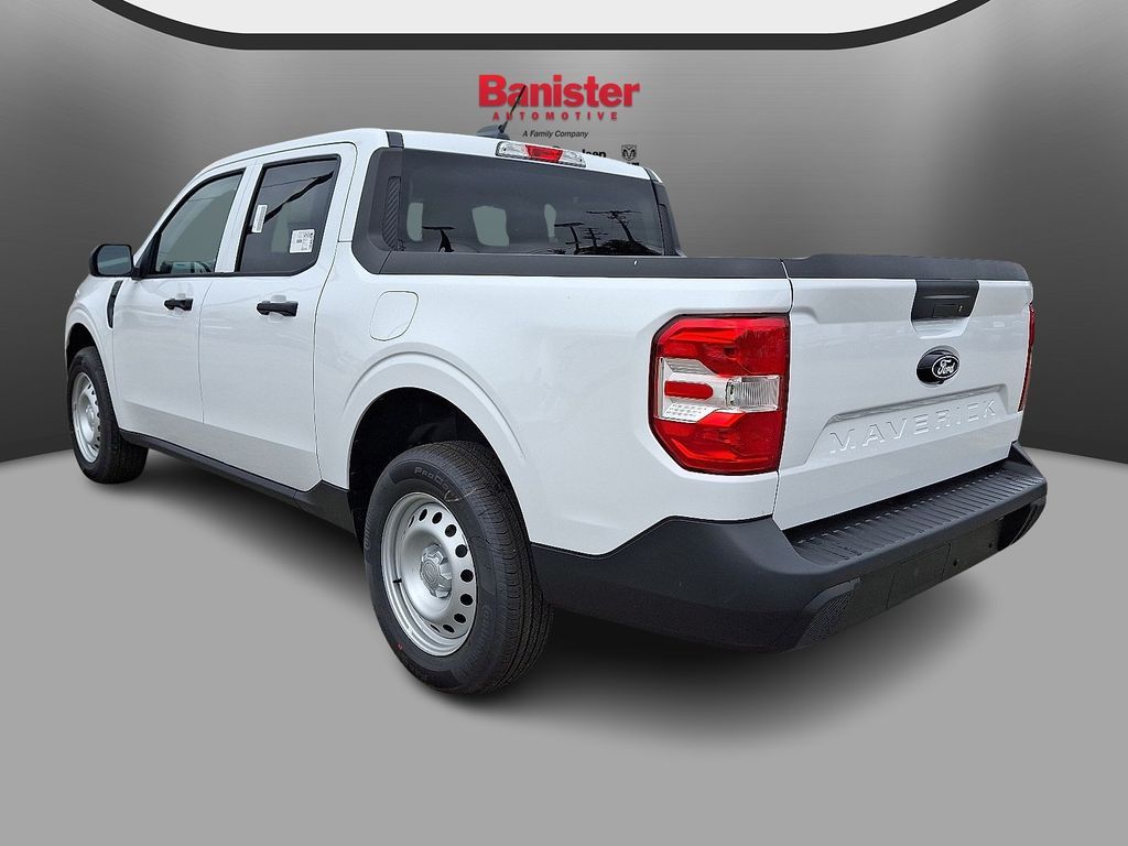 Vehicle image 4 of 12