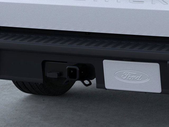 Vehicle image 18 of 24