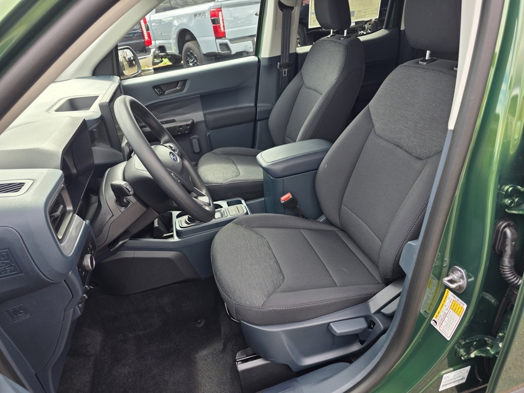 Vehicle image 16 of 29