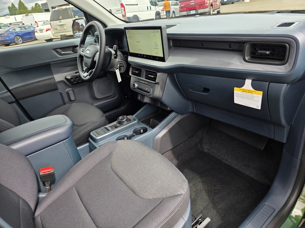 Vehicle image 21 of 29