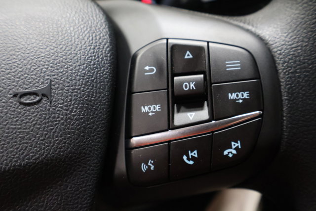 Vehicle image 27 of 31