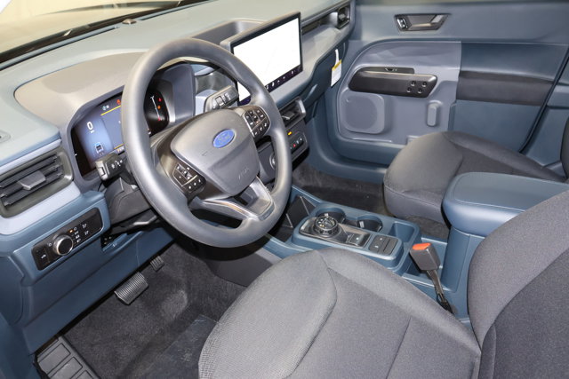Vehicle image 15 of 31