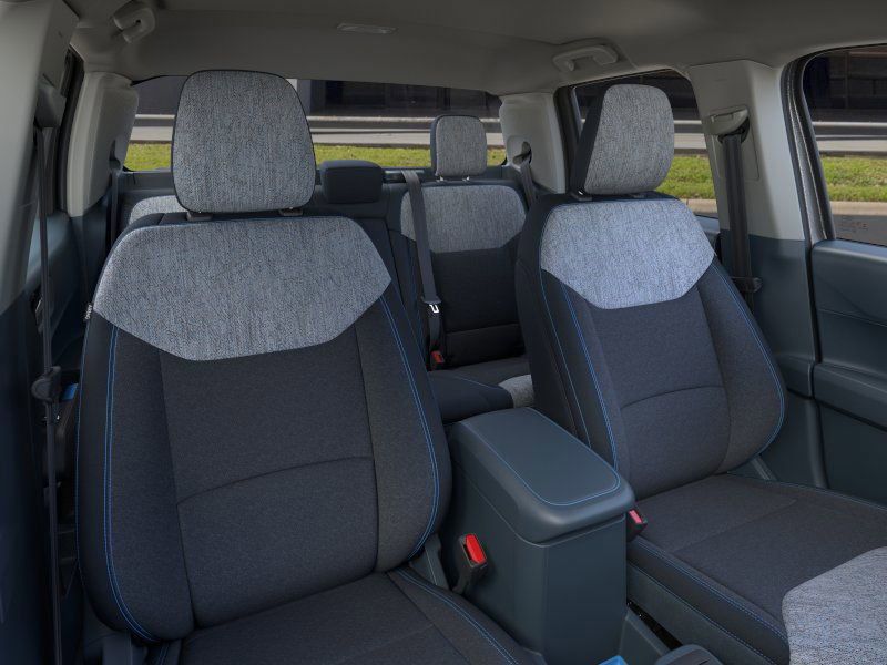 Vehicle image 11 of 24