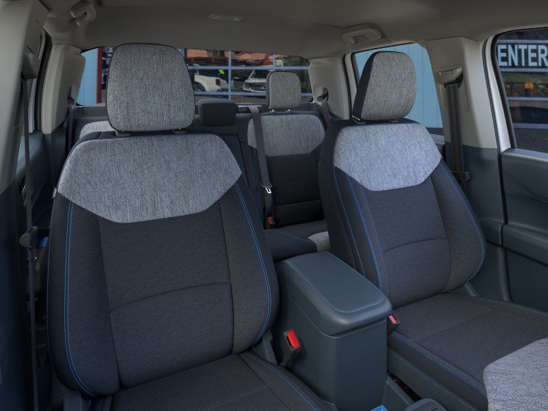 Vehicle image 11 of 24