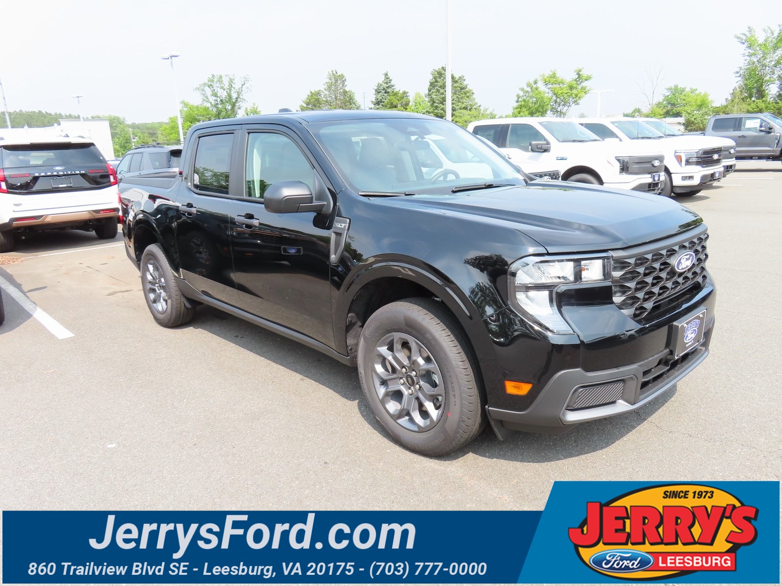 Vehicle image 4 of 24