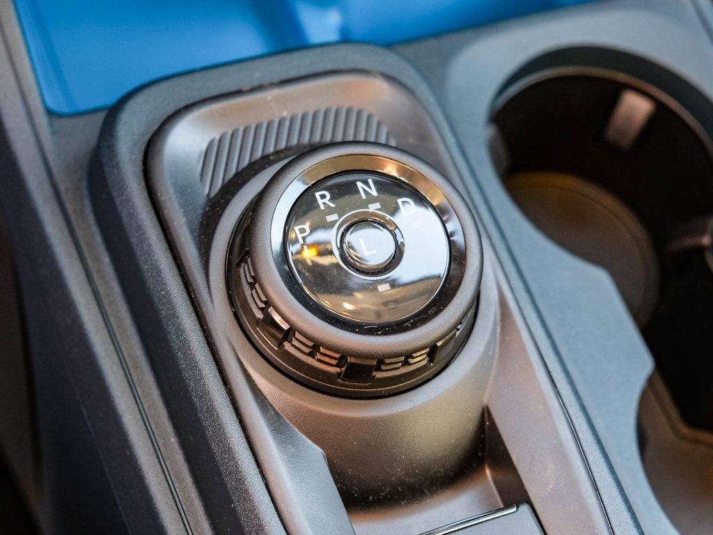 Vehicle image 21 of 50