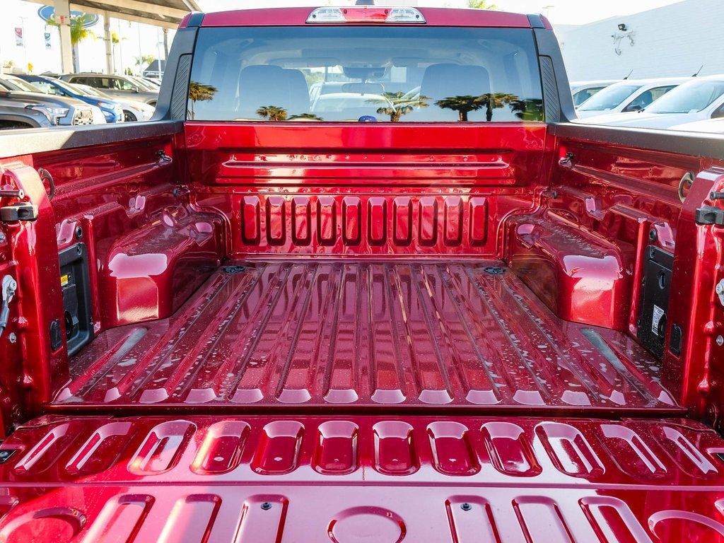 Vehicle image 24 of 50