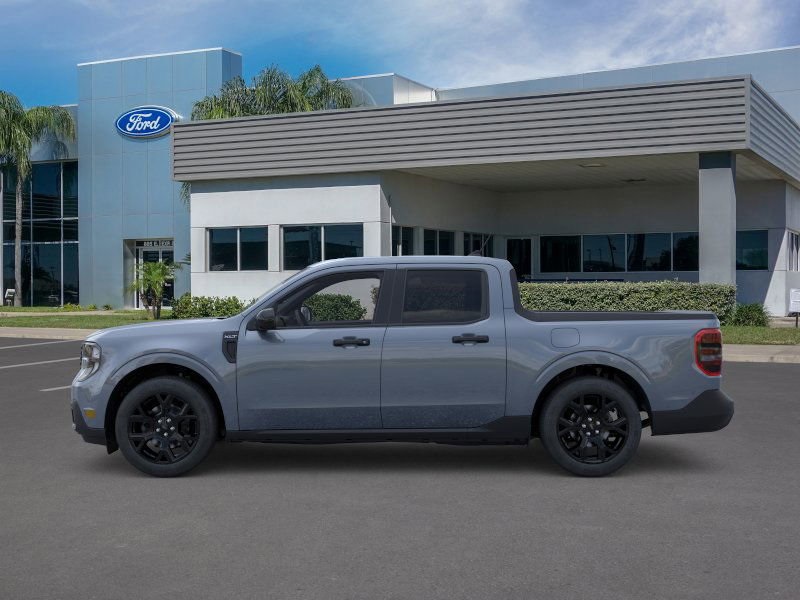 Vehicle image 8 of 24