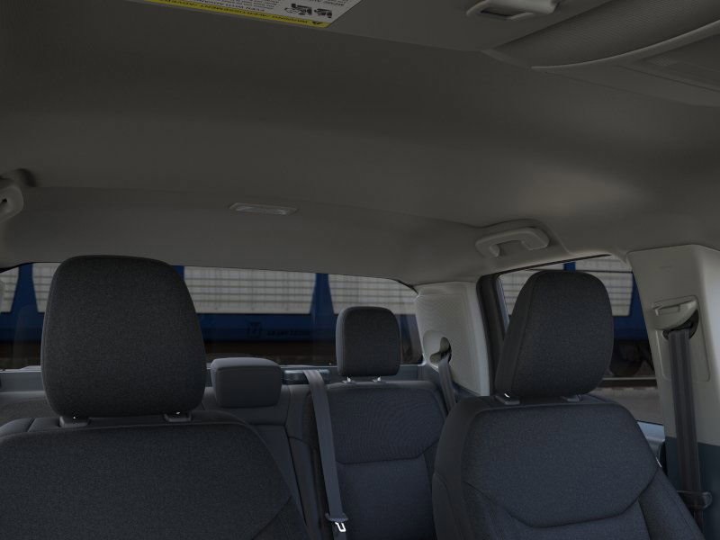 Vehicle image 27 of 39