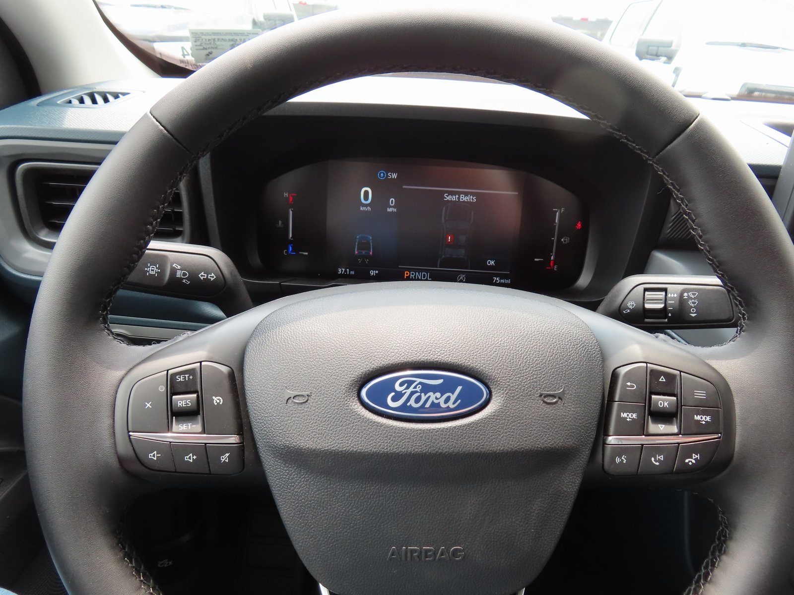 Vehicle image 17 of 39