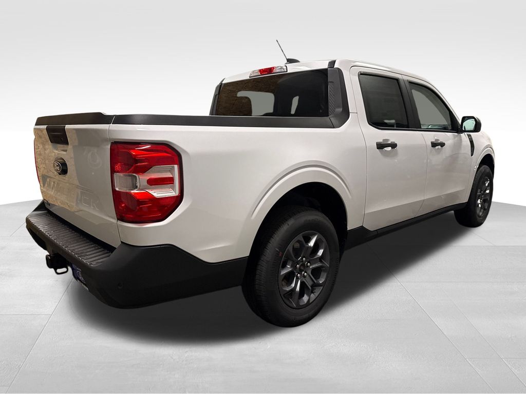 2025 Ford Maverick XLT Image 4 of 25