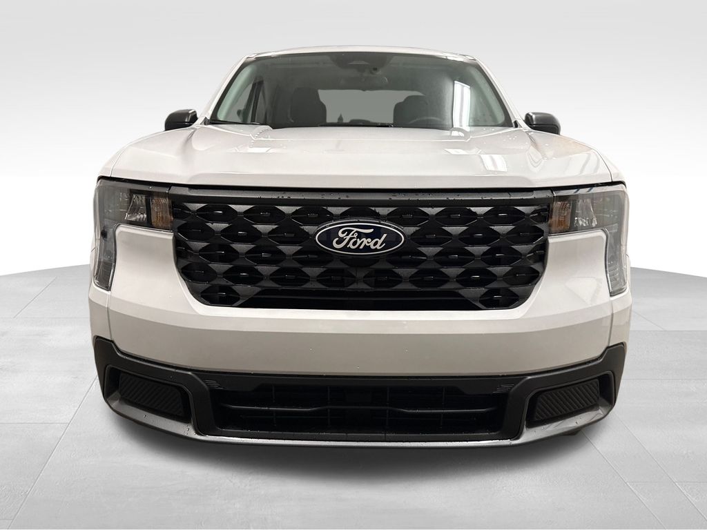 2025 Ford Maverick XLT Image 2 of 25