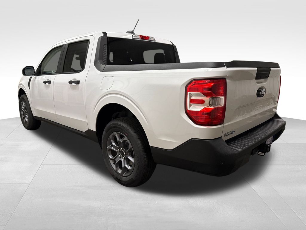 2025 Ford Maverick XLT Image 6 of 25