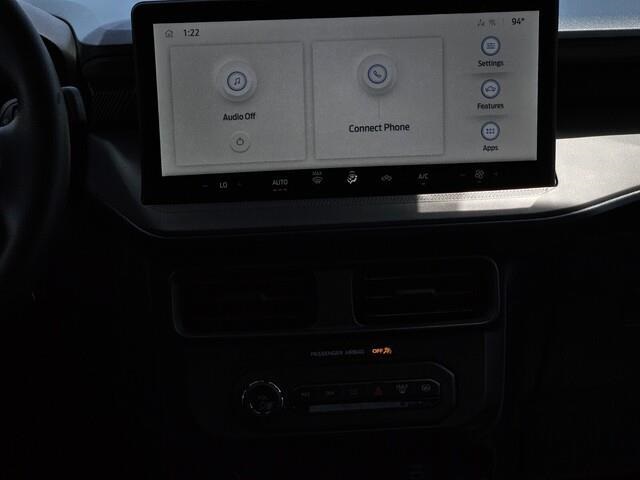 Vehicle image 16 of 21