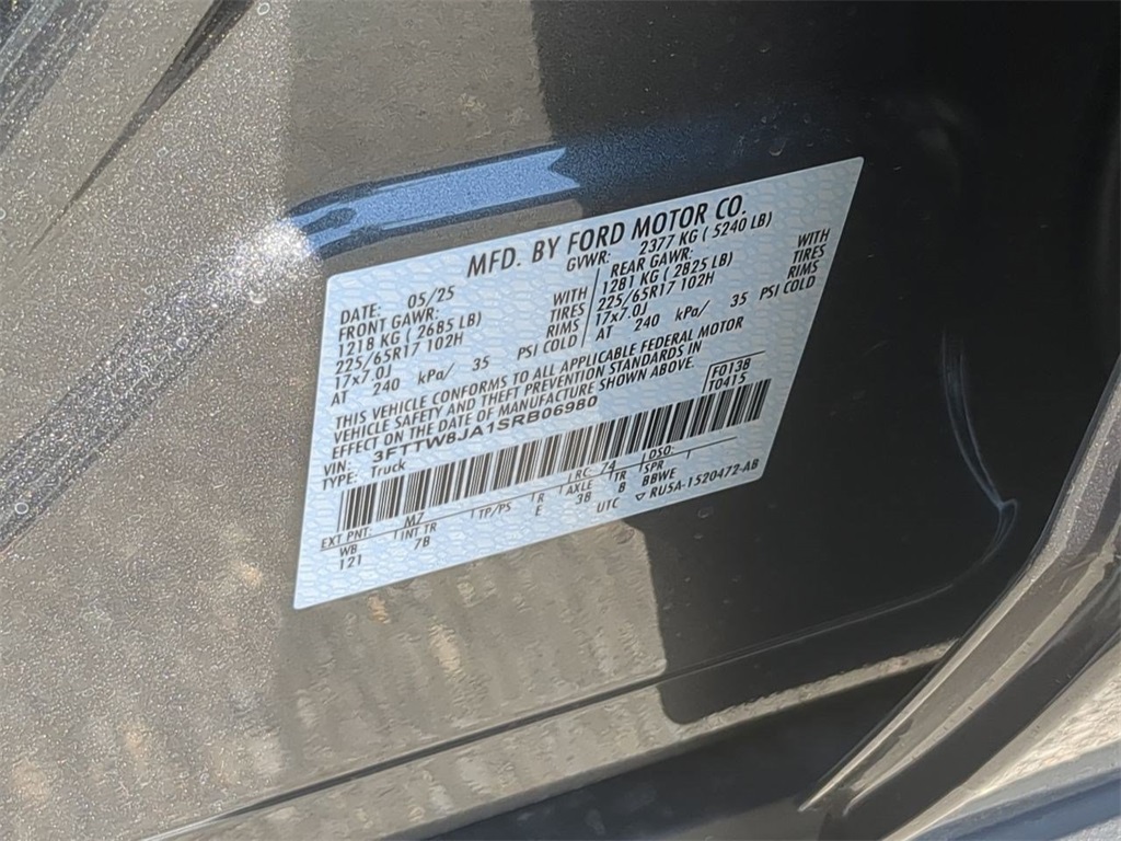 Vehicle image 27 of 31