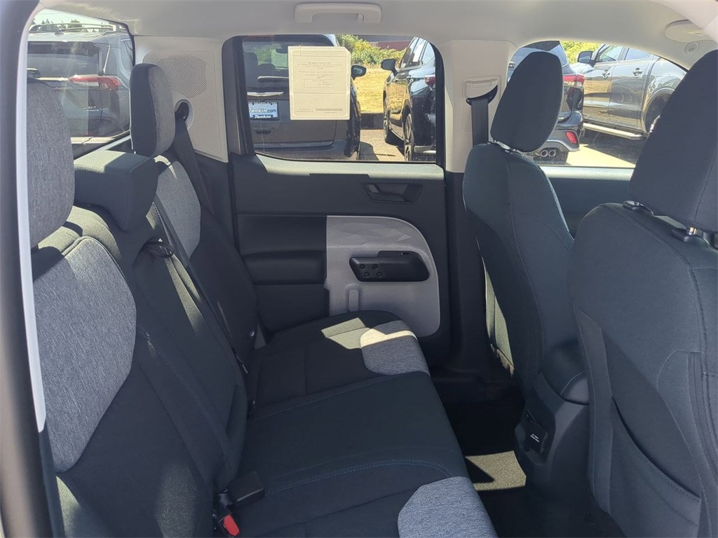 Vehicle image 12 of 31