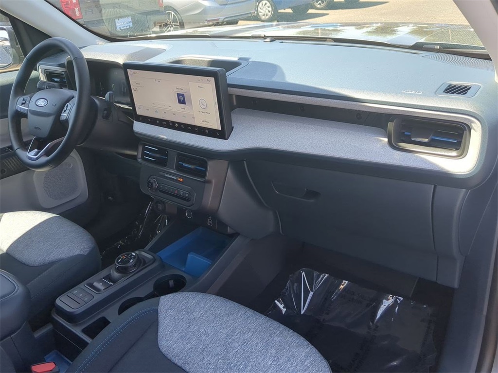 Vehicle image 18 of 31