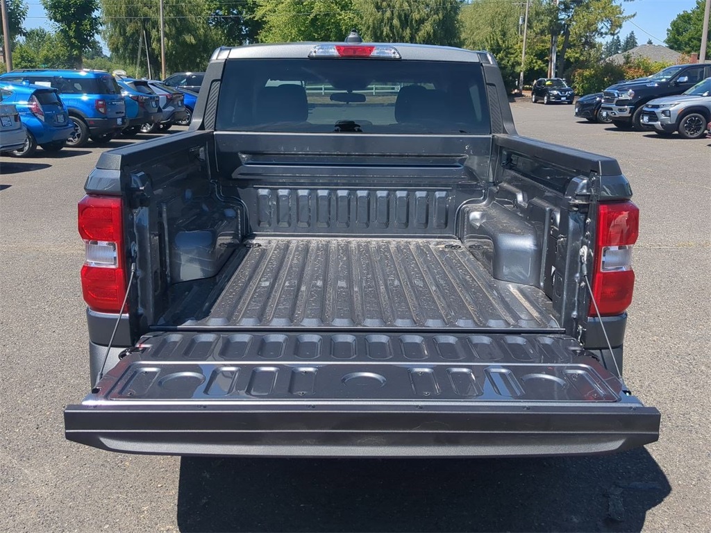 Vehicle image 11 of 31