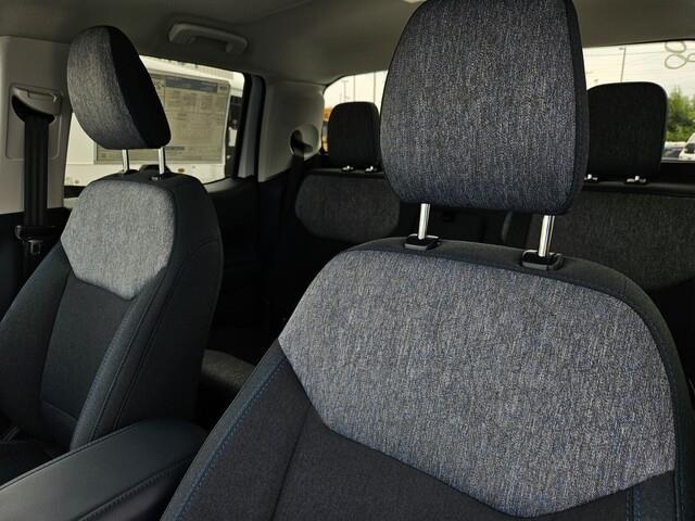 Vehicle image 11 of 21