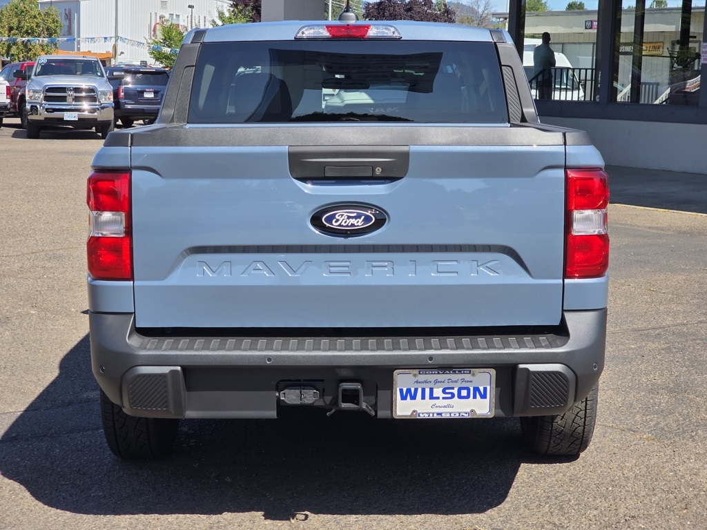 Vehicle image 9 of 32