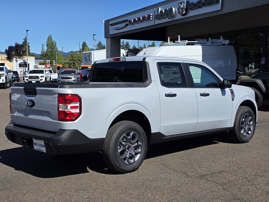 Vehicle image 8 of 30